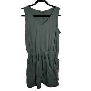 The North Face Green Sleeveless Athleisure Dress Cinch Waist Size Medium